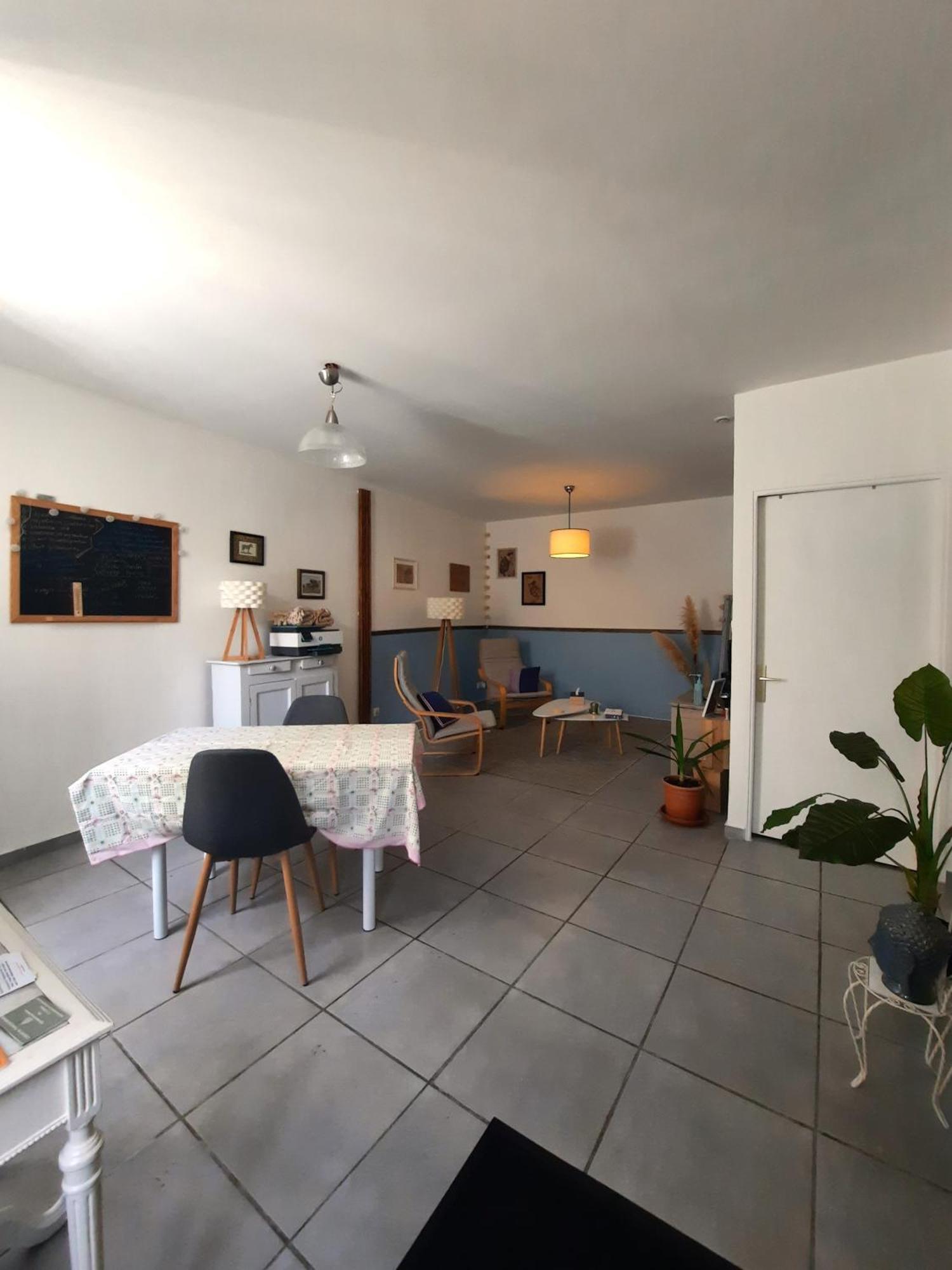 Agreable Appartement T2 Proche Centre Nimes Ngoại thất bức ảnh